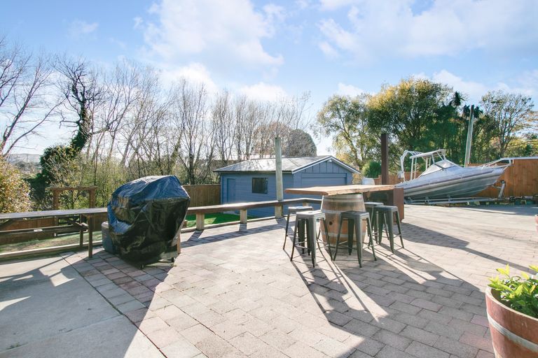 Photo of property in 15 Gillies Crescent, Waimarama, Havelock North, 4294