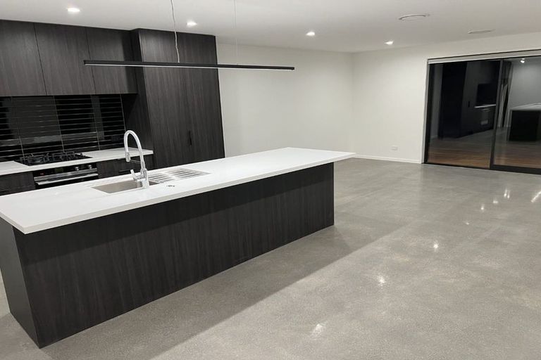 Photo of property in 29 Sycamore Grove, Lower Vogeltown, New Plymouth, 4310