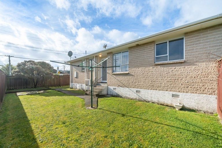 Photo of property in 35a Wise Street, Wainuiomata, Lower Hutt, 5014