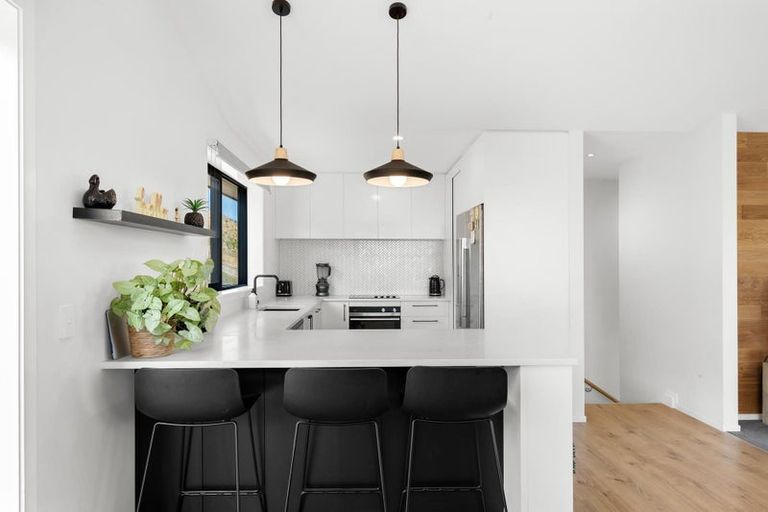 Photo of property in 31 Muster Road, Jacks Point, 9371