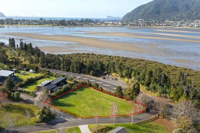 Photo of property in 6 Aldermen Lane, Tairua, 3579