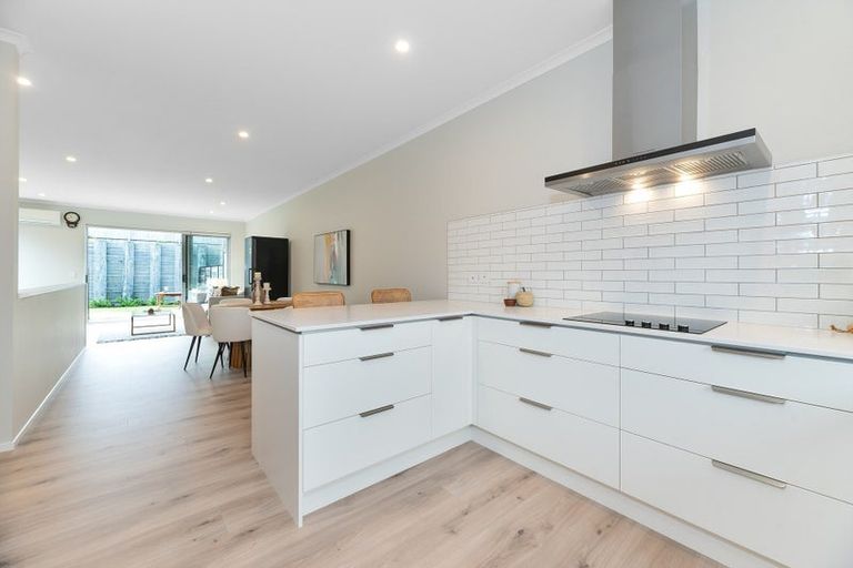 Photo of property in 41 Roundel Crescent, Whenuapai, Auckland, 0618