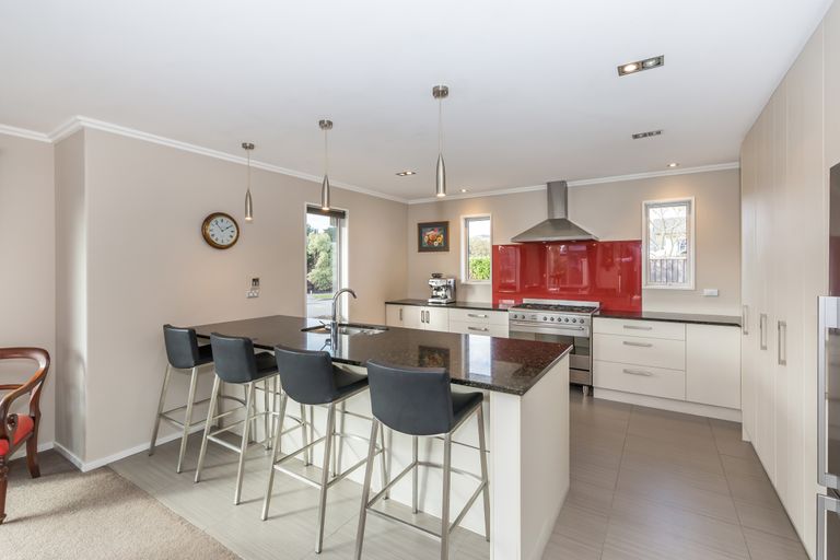 Photo of property in 12 Holbrook Way, Westmorland, Christchurch, 8025