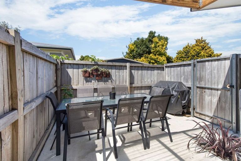 Photo of property in 72 Livingstone Avenue, Nawton, Hamilton, 3200