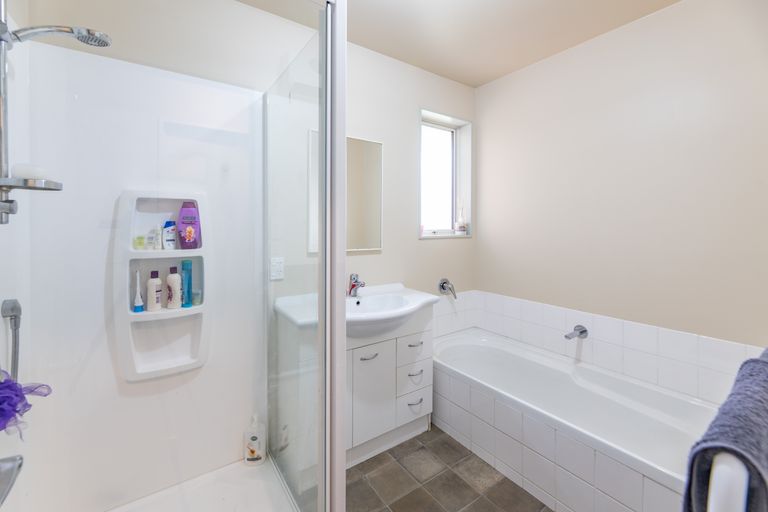 Photo of property in 100a Main Street, Oxford, 7430