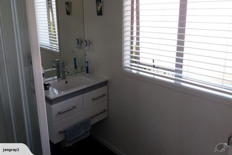 Photo of property in 1 Clifton Lane, Snells Beach, 0920