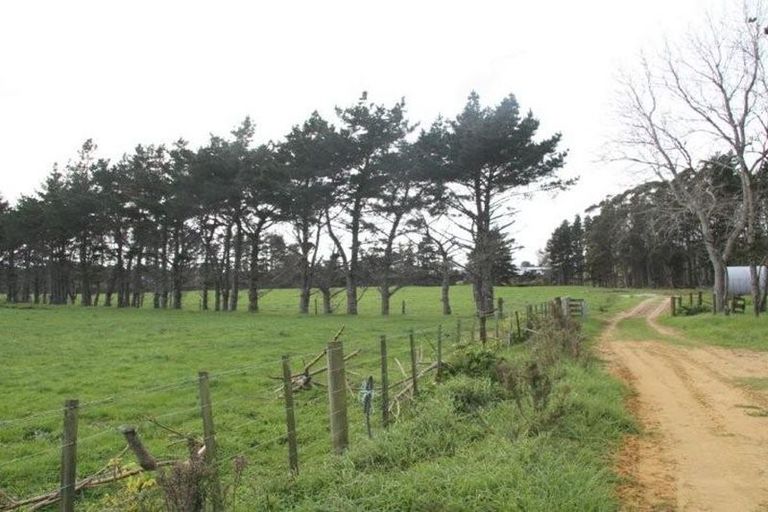 Photo of property in 2 Harrys Lane, Pukenui, 0484