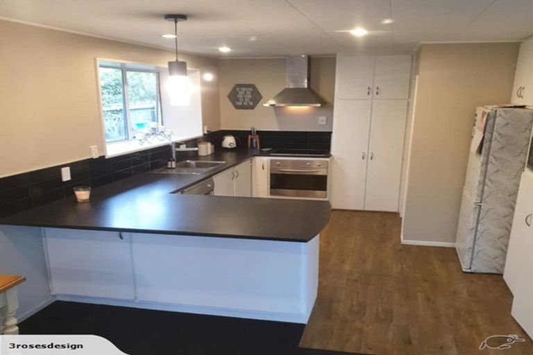 Photo of property in 17 Coates Place, Rangiora, 7400