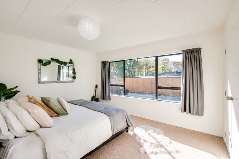 Photo of property in 15 Gillies Crescent, Waimarama, Havelock North, 4294