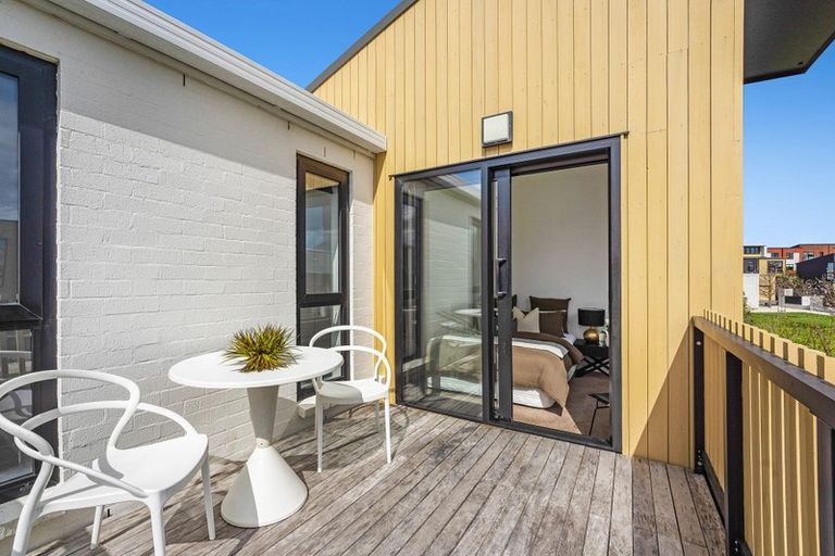 Photo of property in 13 Isitt Road, Hobsonville, Auckland, 0616