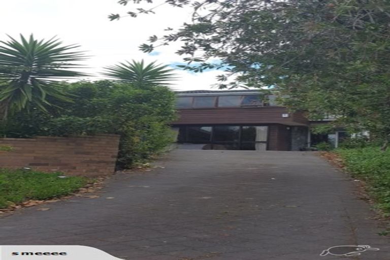 Photo of property in 43 Sharon Road, Waiake, Auckland, 0630