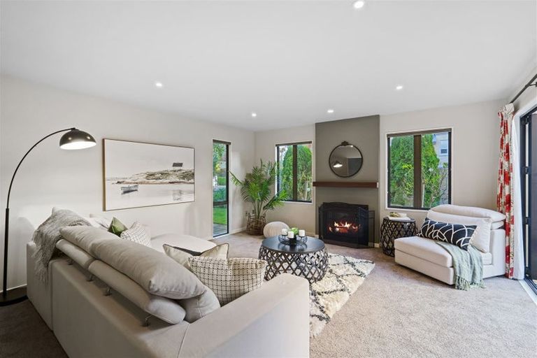 Photo of property in 2 Westburn Terrace, Burnside, Christchurch, 8041