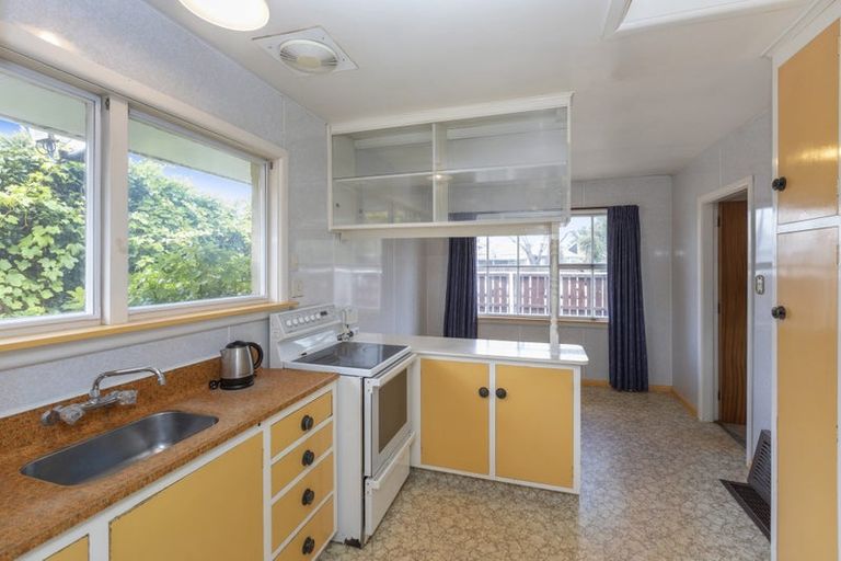 Photo of property in 1/19 Brookby Crescent, Avonhead, Christchurch, 8042