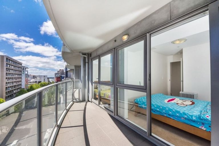 Photo of property in Fiore On Hobson Apartments, 801/152 Hobson Street, Auckland Central, Auckland, 1010