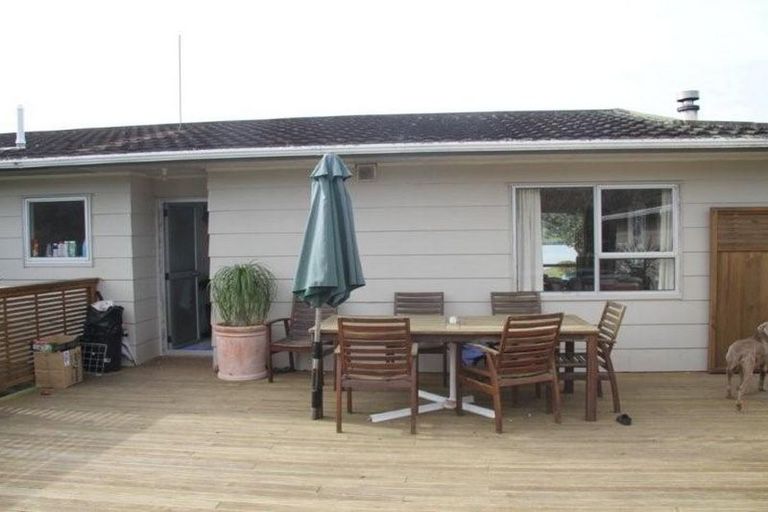 Photo of property in 2 Harrys Lane, Pukenui, 0484