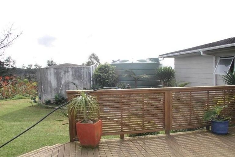 Photo of property in 2 Harrys Lane, Pukenui, 0484