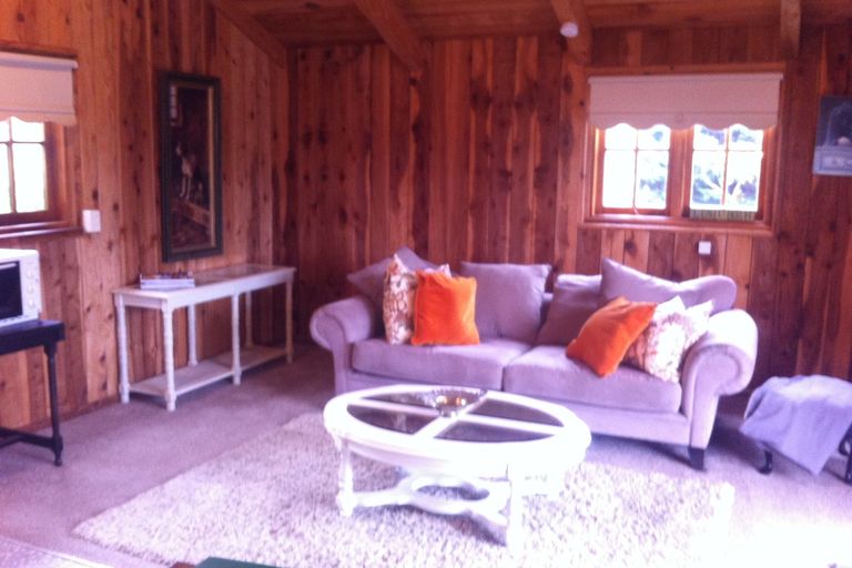 Photo of property in 82 Maungatawhiri Road, Raglan, 3295