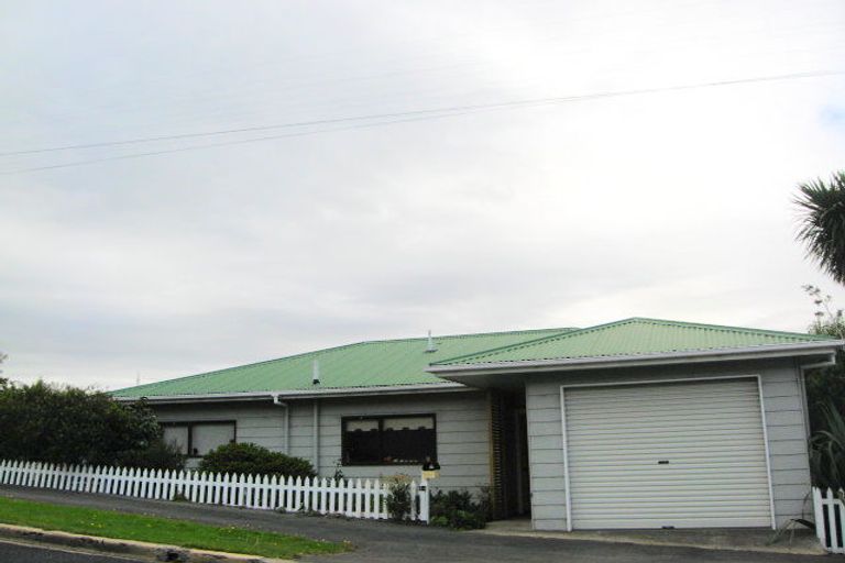 Photo of property in 14 Ryehill Street, Calton Hill, Dunedin, 9012