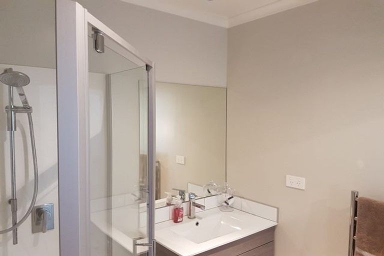 Photo of property in 21 Kanuka Road, Hobsonville, Auckland, 0616