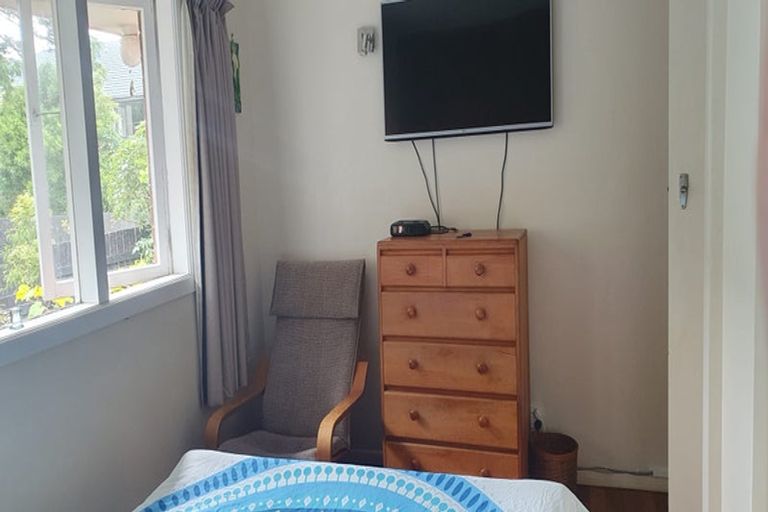 Photo of property in 17b Campbell Street, Karori, Wellington, 6012