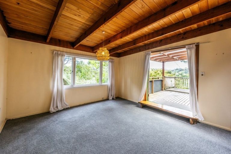 Photo of property in 35 Crescent Road East, Ostend, Waiheke Island, 1081