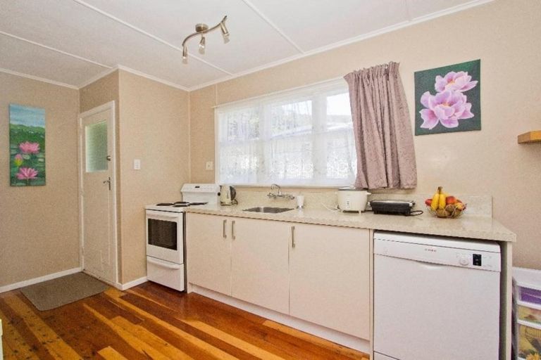 Photo of property in 61 Sunny Grove, Wainuiomata, Lower Hutt, 5014