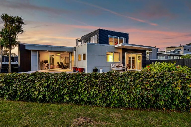 Photo of property in 1a Dorset Street, Opunake, 4616