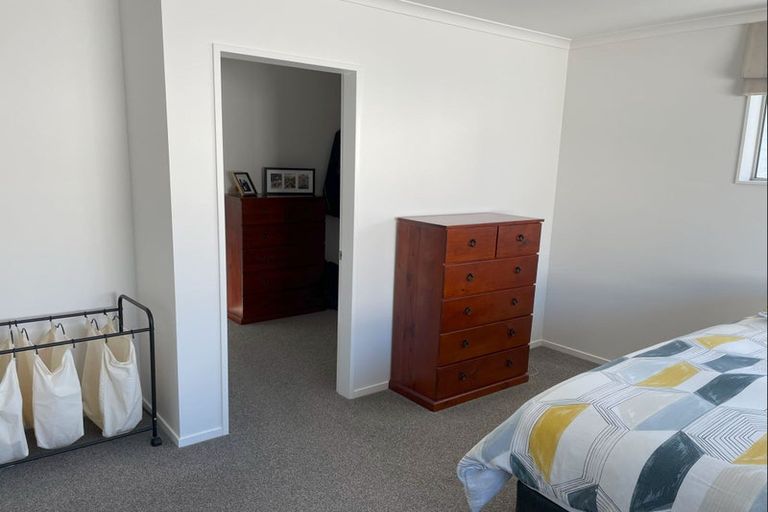 Photo of property in 24 Trelawny Terrace, Grenada Village, Wellington, 6037