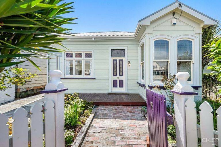 Photo of property in 15 Emerson Street, Petone, Lower Hutt, 5012