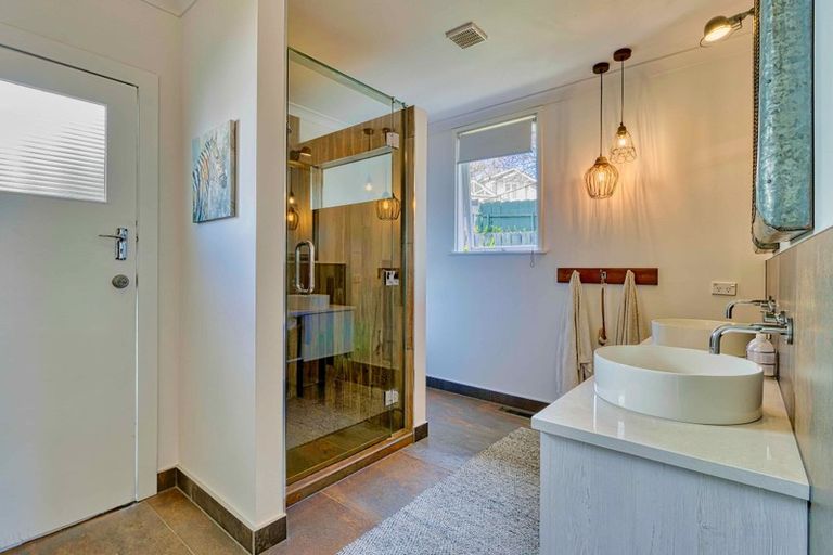 Photo of property in 14 Simla Avenue, Havelock North, 4130