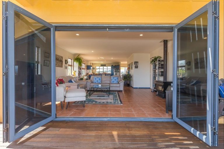 Photo of property in 53 Rua Avenue, Waitarere Beach, Levin, 5510