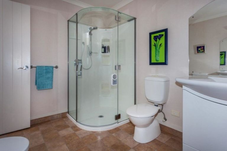 Photo of property in 119 Graham Street, Whangamata, 3620