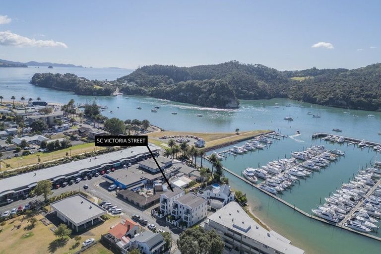 Photo of property in 5c Victoria Street, Whitianga, 3510