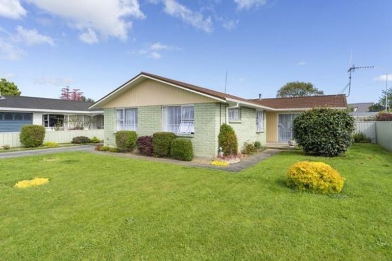Photo of property in 7 Te Kama Street, Levin, 5510