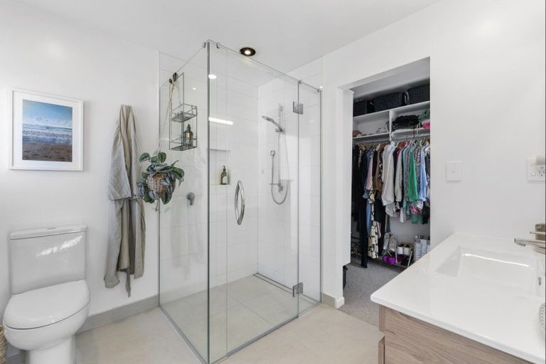 Photo of property in 85 Karewa Parade, Papamoa Beach, Papamoa, 3118