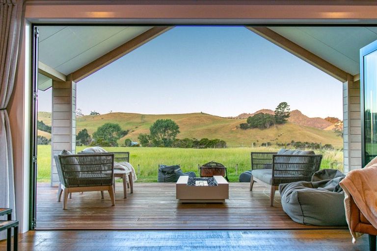 Photo of property in 34 Powhiri Place, Wharekaho, Whitianga, 3510