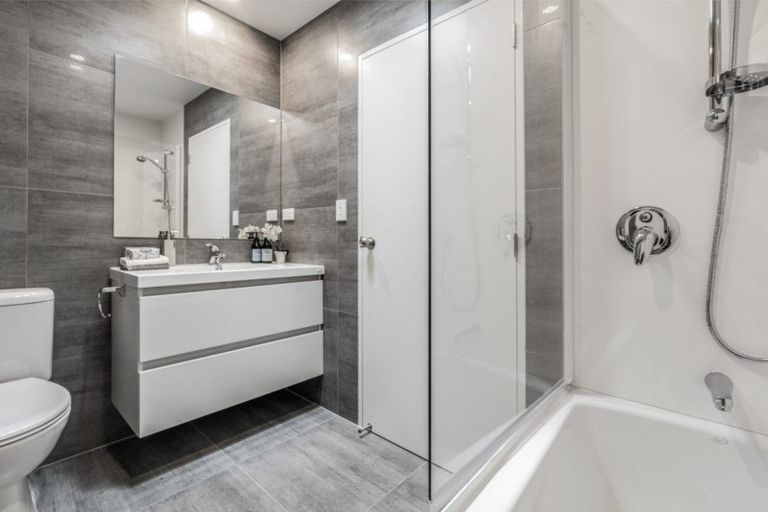 Photo of property in 11 Fernly Rise, Flat Bush, Auckland, 2019