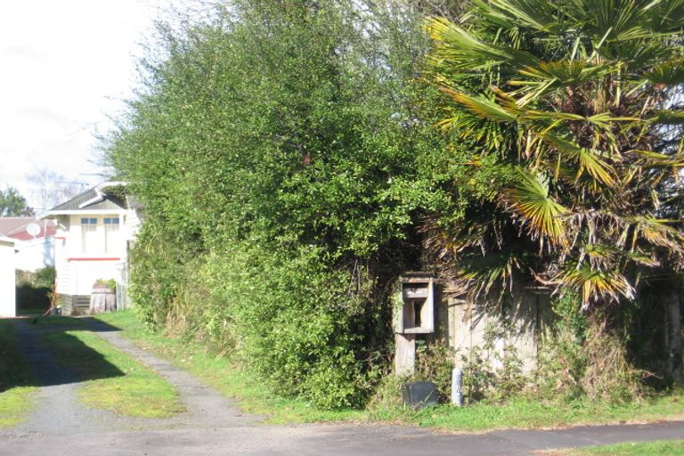 Photo of property in 122 Old Farm Road, Hamilton East, Hamilton, 3216