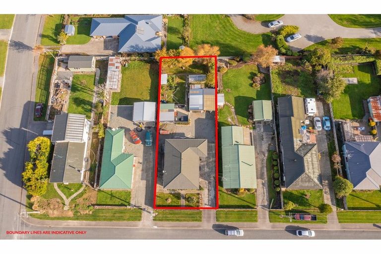 Photo of property in 8 Mackenzie Street, Winton, 9720