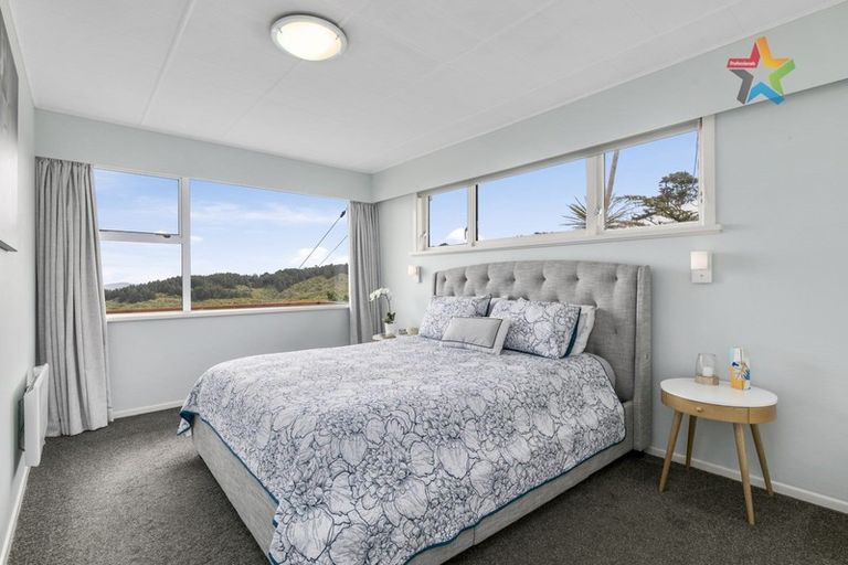 Photo of property in 52 Titiro Moana Road, Korokoro, Lower Hutt, 5012