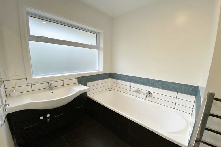 Photo of property in 70 Bowenvale Avenue, Cashmere, Christchurch, 8022