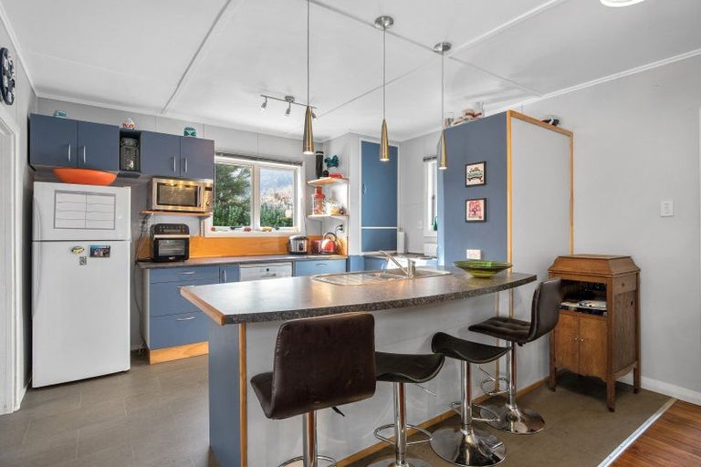 Photo of property in 21 Hikutaia Street, Te Aroha, 3320