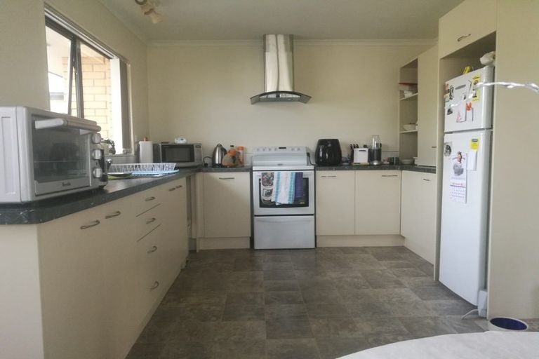 Photo of property in 6 Belle Maison Court, Levin, 5510