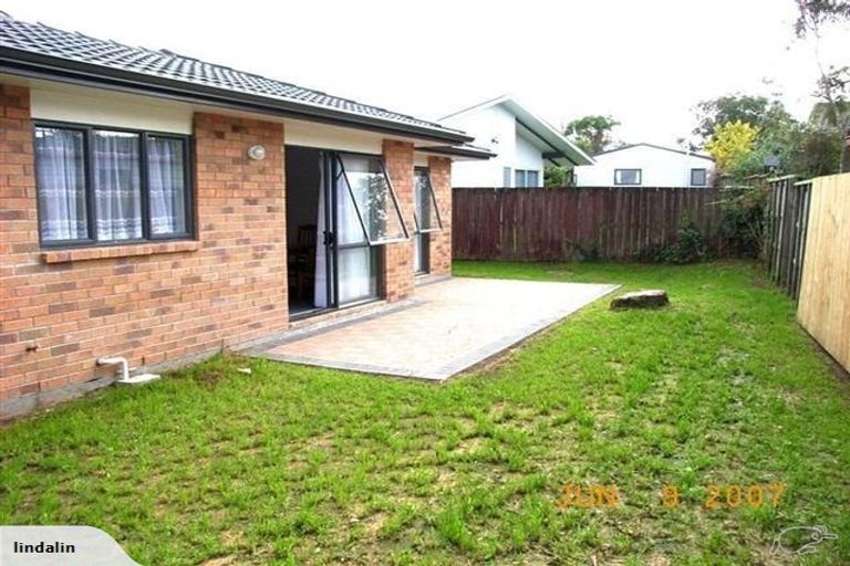 Photo of property in 27a Don Buck Road, Massey, Auckland, 0614