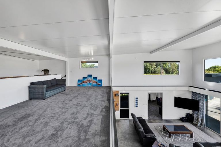 Photo of property in 68 Mcgiven Drive, Ridgewood, New Plymouth, 4371