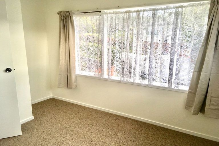 Photo of property in 1/16 Castleton Drive, Howick, Auckland, 2014