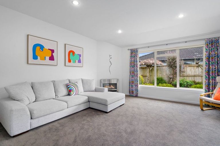 Photo of property in 7 Norfolk Drive, Cambridge, 3434