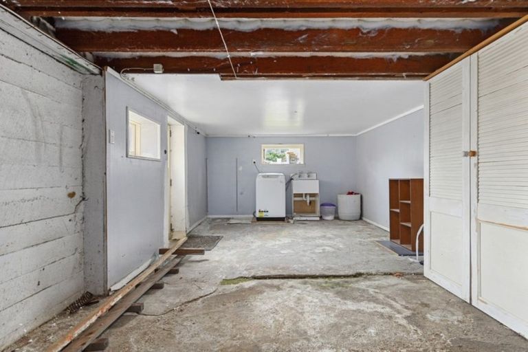 Photo of property in 43 Cambridge Road, Hillcrest, Hamilton, 3216