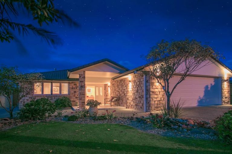 Photo of property in 60 Matemuri Drive, Papamoa Beach, Papamoa, 3118
