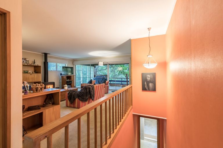 Photo of property in 201 Godley Road, Titirangi, Auckland, 0604